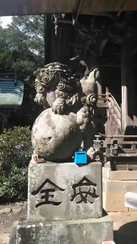  八坂社 (富来神社) の狛犬