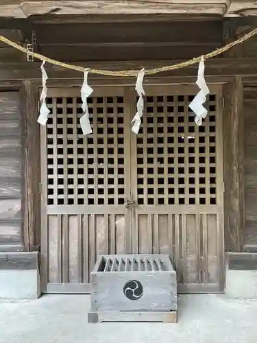 吉田八幡宮の末社・摂社