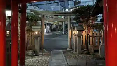 新世界稲荷神社の鳥居