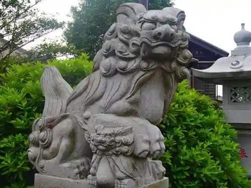 米本神社の狛犬