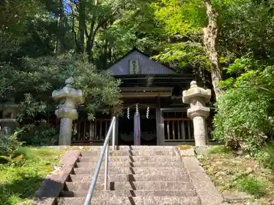 關蝉丸神社上社(滋賀県)