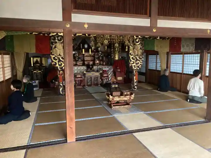 安用寺の本殿・本堂