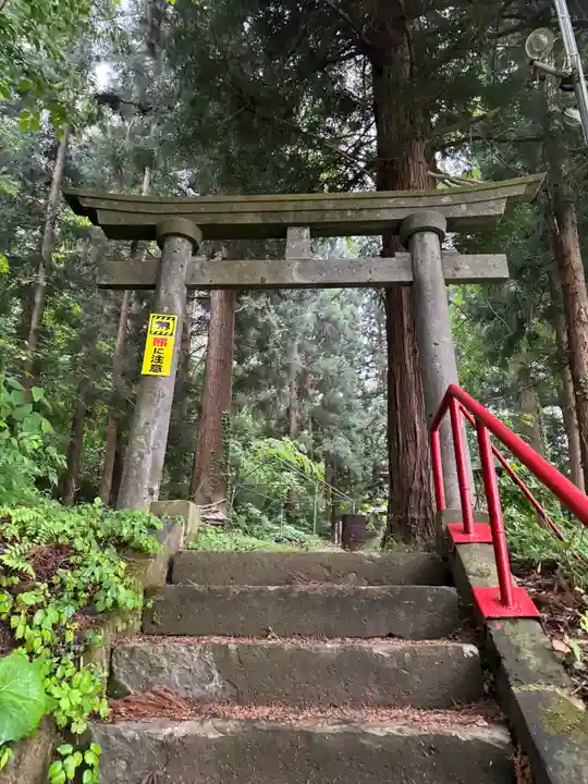 大狼神社(青森県)