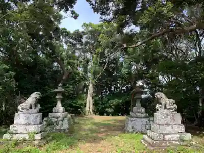 天御中主神社の狛犬
