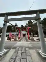 荷機稲荷神社の{uncategorized: "未分類", other: "その他", undefined: "問題あり", building: "その他建物", grave: "お墓", sacred_gate: "鳥居", guardian: "狛犬", statue: "像", buddha: "仏像", history: "歴史", nature: "自然", garden: "庭園", animal: "動物", pagoda: "塔", temizu: "手水舎", mountain_gate: "山門・神門", sanctuary: "本殿・本堂", subordinate: "末社・摂社", art: "芸術", scenery: "景色", jizo: "地蔵", ema: "絵馬", goshuin: "御朱印", omikuji: "おみくじ", items: "授与品その他", amulet: "お守り", goshuincho: "御朱印帳", eats: "食事", festival: "お祭り", votive_dance: "神楽", shichigosan: "七五三参", wedding: "結婚式", experience: "体験その他", initially: "初詣", around: "周辺", anti_infection: "感染症対策"}