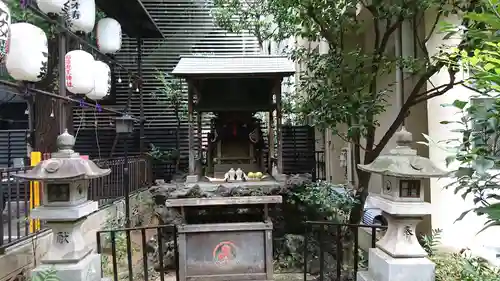稲荷鬼王神社の末社・摂社