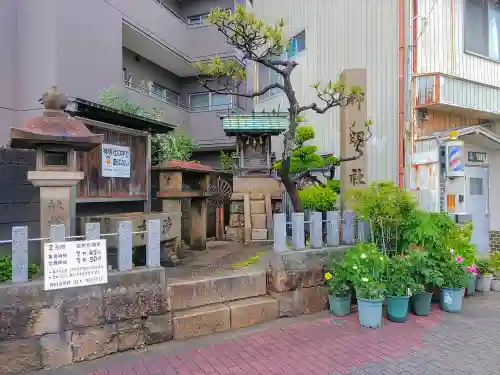神明社（八幡3丁目）のその他建物