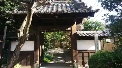 東運寺の山門・神門