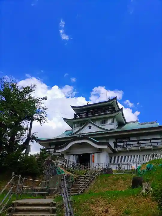 小牧山稲荷神社の周辺