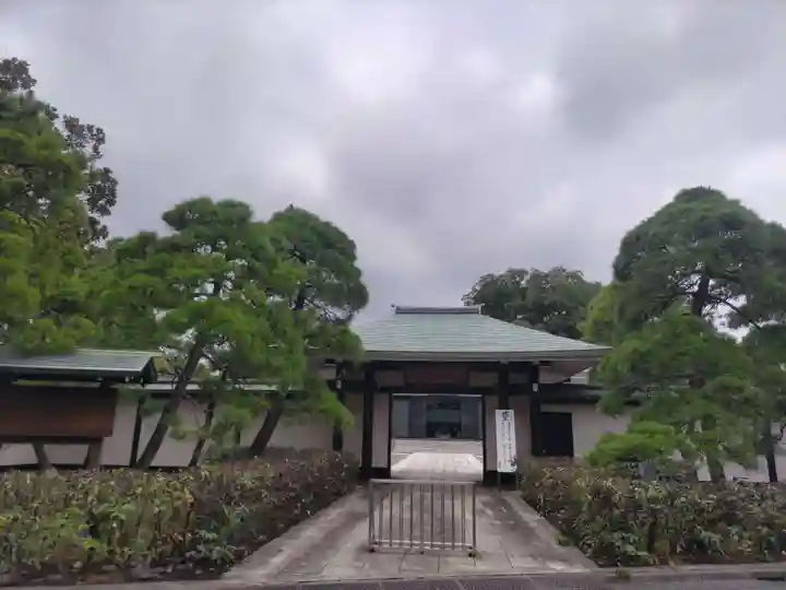 満願寺の山門・神門