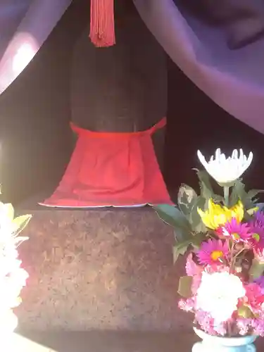 宮西地蔵尊（延命地蔵・ぽっくり地蔵）の地蔵