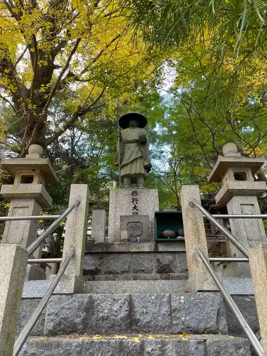 鷲林寺の像
