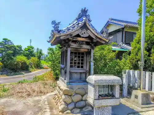 神明社（金棒神明社）の末社・摂社