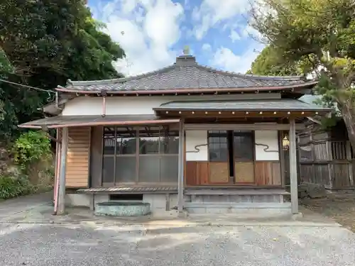 住吉寺の本殿・本堂