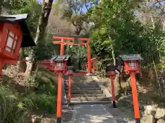 櫟谷宗像神社（松尾大社摂社）の建物その他