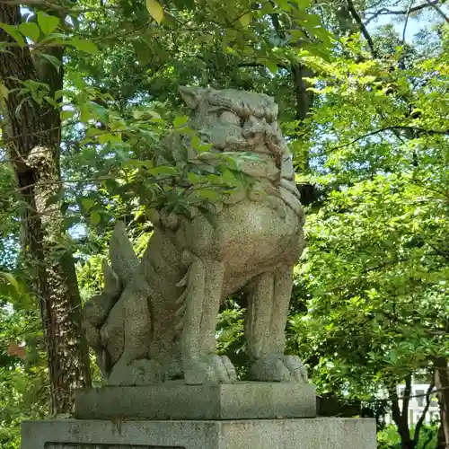 漆部神社の狛犬