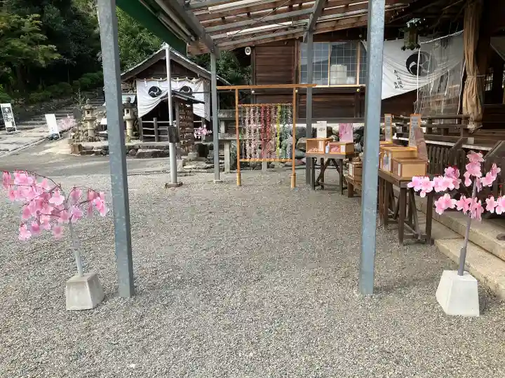 針綱神社の本殿・本堂