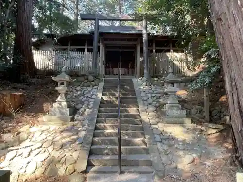 須加神社の{uncategorized: "未分類", other: "その他", undefined: "問題あり", building: "その他建物", grave: "お墓", sacred_gate: "鳥居", guardian: "狛犬", statue: "像", buddha: "仏像", history: "歴史", nature: "自然", garden: "庭園", animal: "動物", pagoda: "塔", temizu: "手水舎", mountain_gate: "山門・神門", sanctuary: "本殿・本堂", subordinate: "末社・摂社", art: "芸術", scenery: "景色", jizo: "地蔵", ema: "絵馬", goshuin: "御朱印", omikuji: "おみくじ", items: "授与品その他", amulet: "お守り", goshuincho: "御朱印帳", eats: "食事", festival: "お祭り", votive_dance: "神楽", shichigosan: "七五三参", wedding: "結婚式", experience: "体験その他", initially: "初詣", around: "周辺", anti_infection: "感染症対策"}