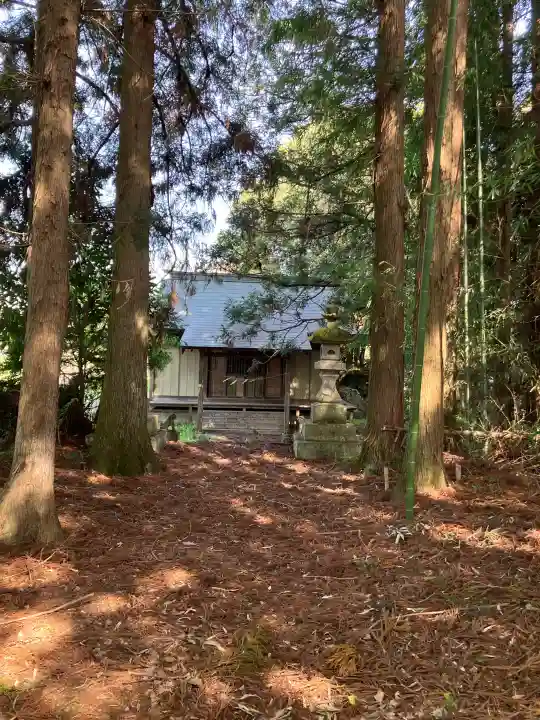 岩原神社の{uncategorized: "未分類", other: "その他", undefined: "問題あり", building: "その他建物", grave: "お墓", sacred_gate: "鳥居", guardian: "狛犬", statue: "像", buddha: "仏像", history: "歴史", nature: "自然", garden: "庭園", animal: "動物", pagoda: "塔", temizu: "手水舎", mountain_gate: "山門・神門", sanctuary: "本殿・本堂", subordinate: "末社・摂社", art: "芸術", scenery: "景色", jizo: "地蔵", ema: "絵馬", goshuin: "御朱印", omikuji: "おみくじ", items: "授与品その他", amulet: "お守り", goshuincho: "御朱印帳", eats: "食事", festival: "お祭り", votive_dance: "神楽", shichigosan: "七五三参", wedding: "結婚式", experience: "体験その他", initially: "初詣", around: "周辺", anti_infection: "感染症対策"}
