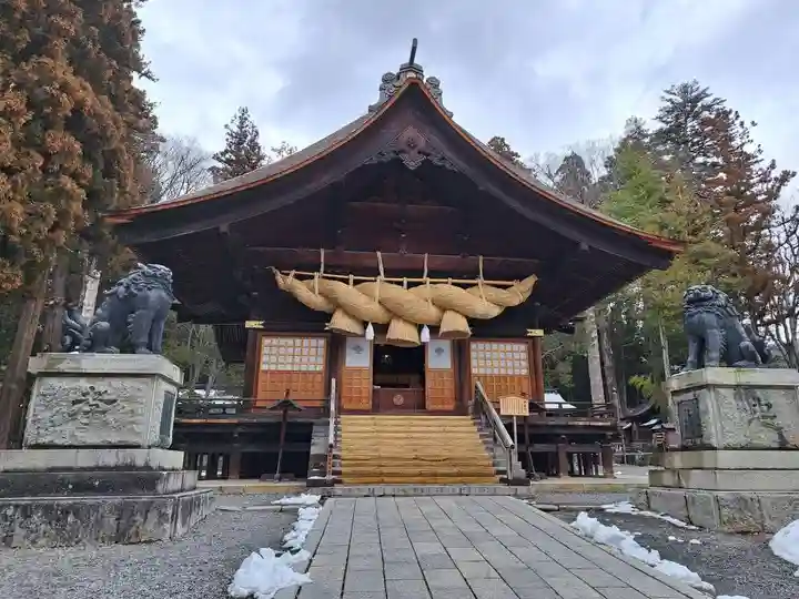 諏訪大社下社秋宮(長野県)