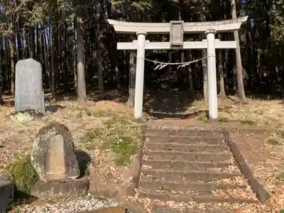 新里八幡宮の鳥居