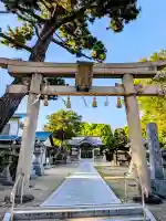 伊居太神社の{uncategorized: "未分類", other: "その他", undefined: "問題あり", building: "その他建物", grave: "お墓", sacred_gate: "鳥居", guardian: "狛犬", statue: "像", buddha: "仏像", history: "歴史", nature: "自然", garden: "庭園", animal: "動物", pagoda: "塔", temizu: "手水舎", mountain_gate: "山門・神門", sanctuary: "本殿・本堂", subordinate: "末社・摂社", art: "芸術", scenery: "景色", jizo: "地蔵", ema: "絵馬", goshuin: "御朱印", omikuji: "おみくじ", items: "授与品その他", amulet: "お守り", goshuincho: "御朱印帳", eats: "食事", festival: "お祭り", votive_dance: "神楽", shichigosan: "七五三参", wedding: "結婚式", experience: "体験その他", initially: "初詣", around: "周辺", anti_infection: "感染症対策"}