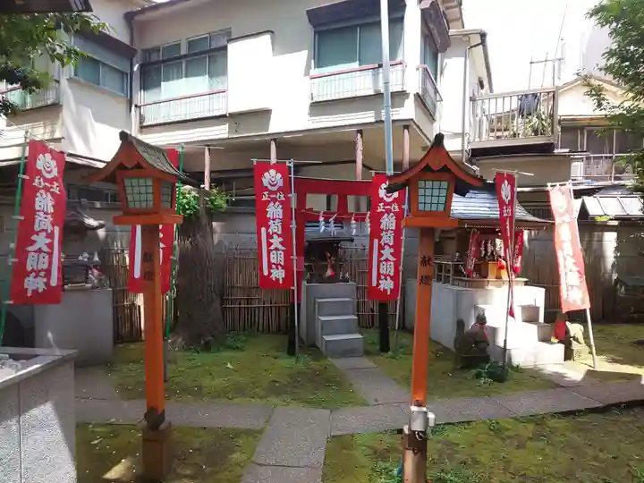 高円寺氷川神社の本殿・本堂