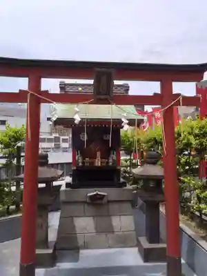 朝日稲荷神社の本殿・本堂