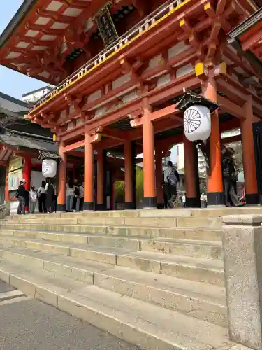 生田神社の{uncategorized: "未分類", other: "その他", undefined: "問題あり", building: "その他建物", grave: "お墓", sacred_gate: "鳥居", guardian: "狛犬", statue: "像", buddha: "仏像", history: "歴史", nature: "自然", garden: "庭園", animal: "動物", pagoda: "塔", temizu: "手水舎", mountain_gate: "山門・神門", sanctuary: "本殿・本堂", subordinate: "末社・摂社", art: "芸術", scenery: "景色", jizo: "地蔵", ema: "絵馬", goshuin: "御朱印", omikuji: "おみくじ", items: "授与品その他", amulet: "お守り", goshuincho: "御朱印帳", eats: "食事", festival: "お祭り", votive_dance: "神楽", shichigosan: "七五三参", wedding: "結婚式", experience: "体験その他", initially: "初詣", around: "周辺", anti_infection: "感染症対策"}