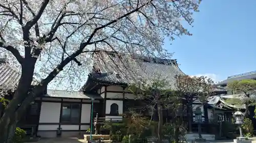 無量寺の本殿・本堂