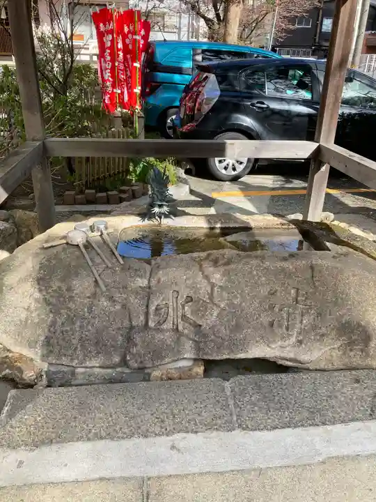 白山比咩神社の手水舎