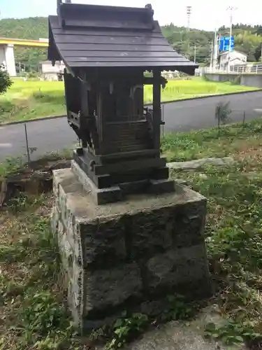 十殿神社の末社