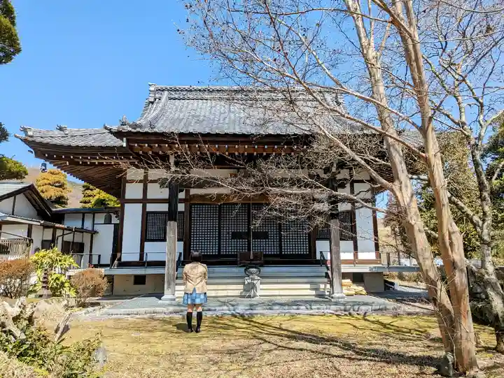 瑠璃寺の本殿・本堂
