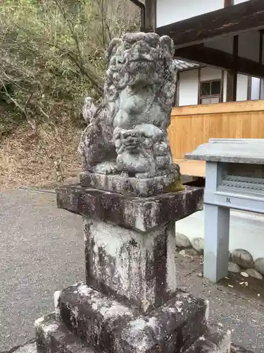 春日神社の狛犬