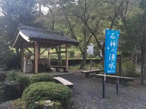 大虫神社の建物その他