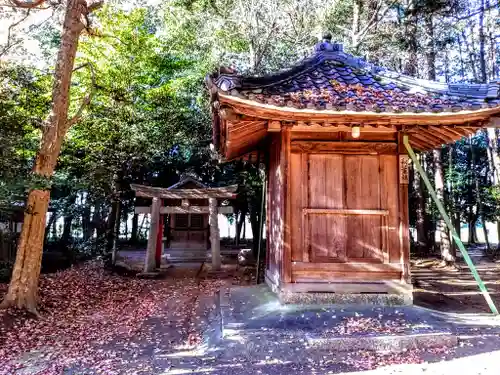 若宮八幡社の末社・摂社