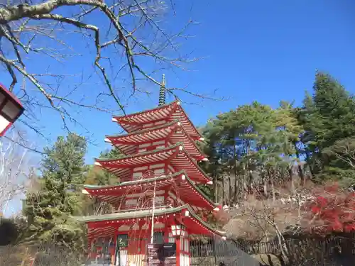 新倉富士浅間神社(山梨県)