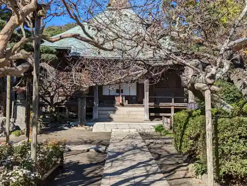 極楽寺（霊鷲山感應院極楽律寺）の本殿・本堂