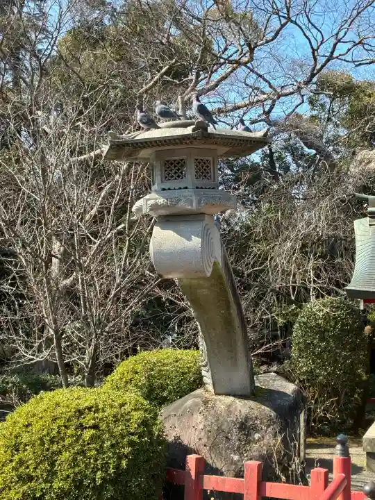 三嶋大社の{uncategorized: "未分類", other: "その他", undefined: "問題あり", building: "その他建物", grave: "お墓", sacred_gate: "鳥居", guardian: "狛犬", statue: "像", buddha: "仏像", history: "歴史", nature: "自然", garden: "庭園", animal: "動物", pagoda: "塔", temizu: "手水舎", mountain_gate: "山門・神門", sanctuary: "本殿・本堂", subordinate: "末社・摂社", art: "芸術", scenery: "景色", jizo: "地蔵", ema: "絵馬", goshuin: "御朱印", omikuji: "おみくじ", items: "授与品その他", amulet: "お守り", goshuincho: "御朱印帳", eats: "食事", festival: "お祭り", votive_dance: "神楽", shichigosan: "七五三参", wedding: "結婚式", experience: "体験その他", initially: "初詣", around: "周辺", anti_infection: "感染症対策"}