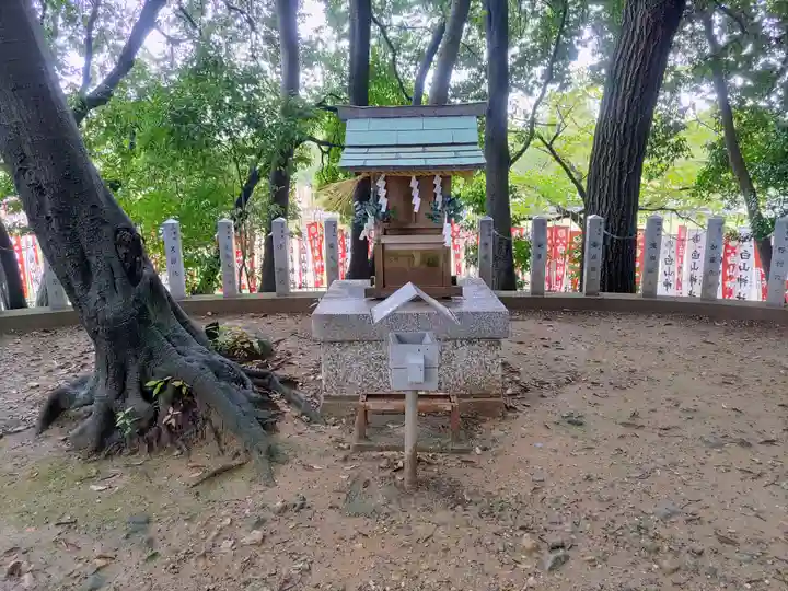 白山神社(二子町)の末社・摂社