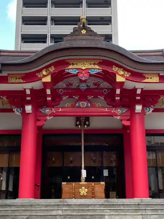 成子天神社の本殿・本堂