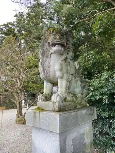 越中一宮 髙瀬神社の狛犬