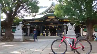 穴八幡宮の本殿・本堂