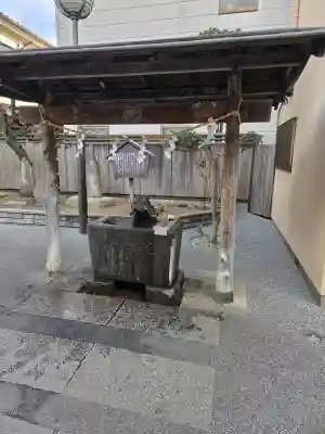 薬師神社の{uncategorized: "未分類", other: "その他", undefined: "問題あり", building: "その他建物", grave: "お墓", sacred_gate: "鳥居", guardian: "狛犬", statue: "像", buddha: "仏像", history: "歴史", nature: "自然", garden: "庭園", animal: "動物", pagoda: "塔", temizu: "手水舎", mountain_gate: "山門・神門", sanctuary: "本殿・本堂", subordinate: "末社・摂社", art: "芸術", scenery: "景色", jizo: "地蔵", ema: "絵馬", goshuin: "御朱印", omikuji: "おみくじ", items: "授与品その他", amulet: "お守り", goshuincho: "御朱印帳", eats: "食事", festival: "お祭り", votive_dance: "神楽", shichigosan: "七五三参", wedding: "結婚式", experience: "体験その他", initially: "初詣", around: "周辺", anti_infection: "感染症対策"}