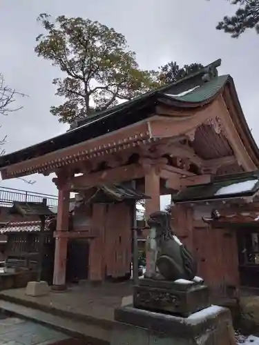 小松天満宮の山門