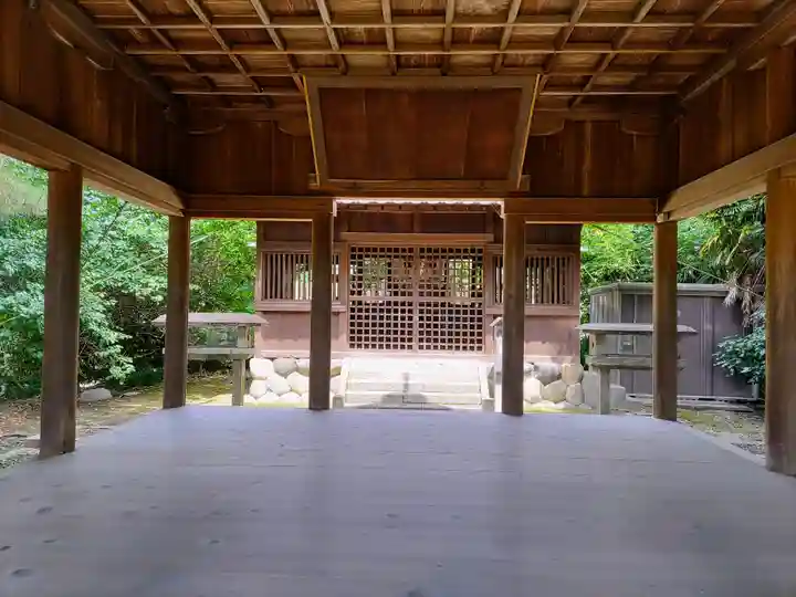 八所神社の本殿・本堂