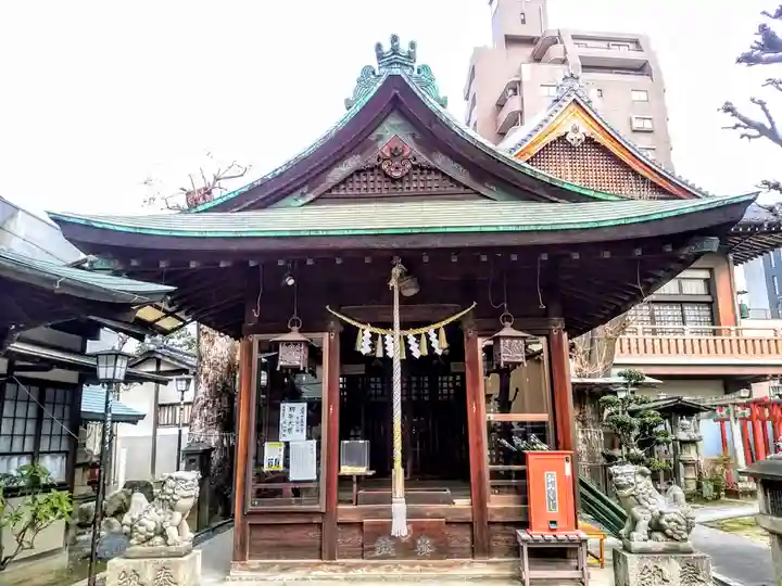 松山神社の本殿・本堂