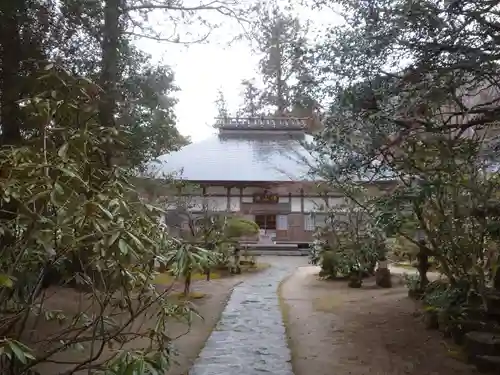 佛山寺の本殿