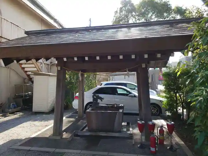 寒川神社の手水舎