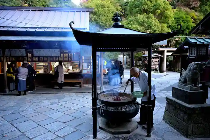 銭洗弁財天宇賀福神社(神奈川県)